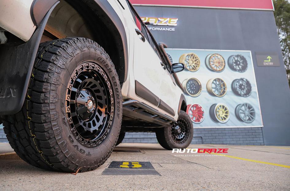 TOYOTA HILUX N80 RUGGED X ZOMBIE SATIN BLACK